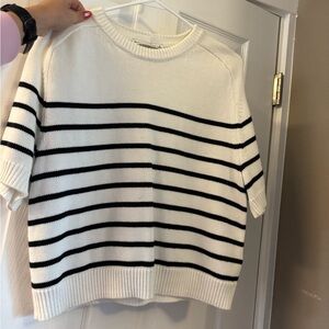 Abercrombie short sleeved white sweater